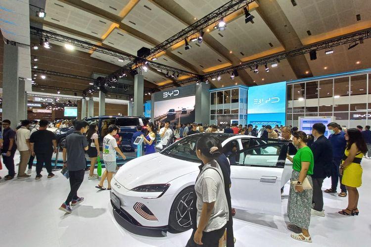 Deretan Mobil Listrik Baru di IIMS 2024 
